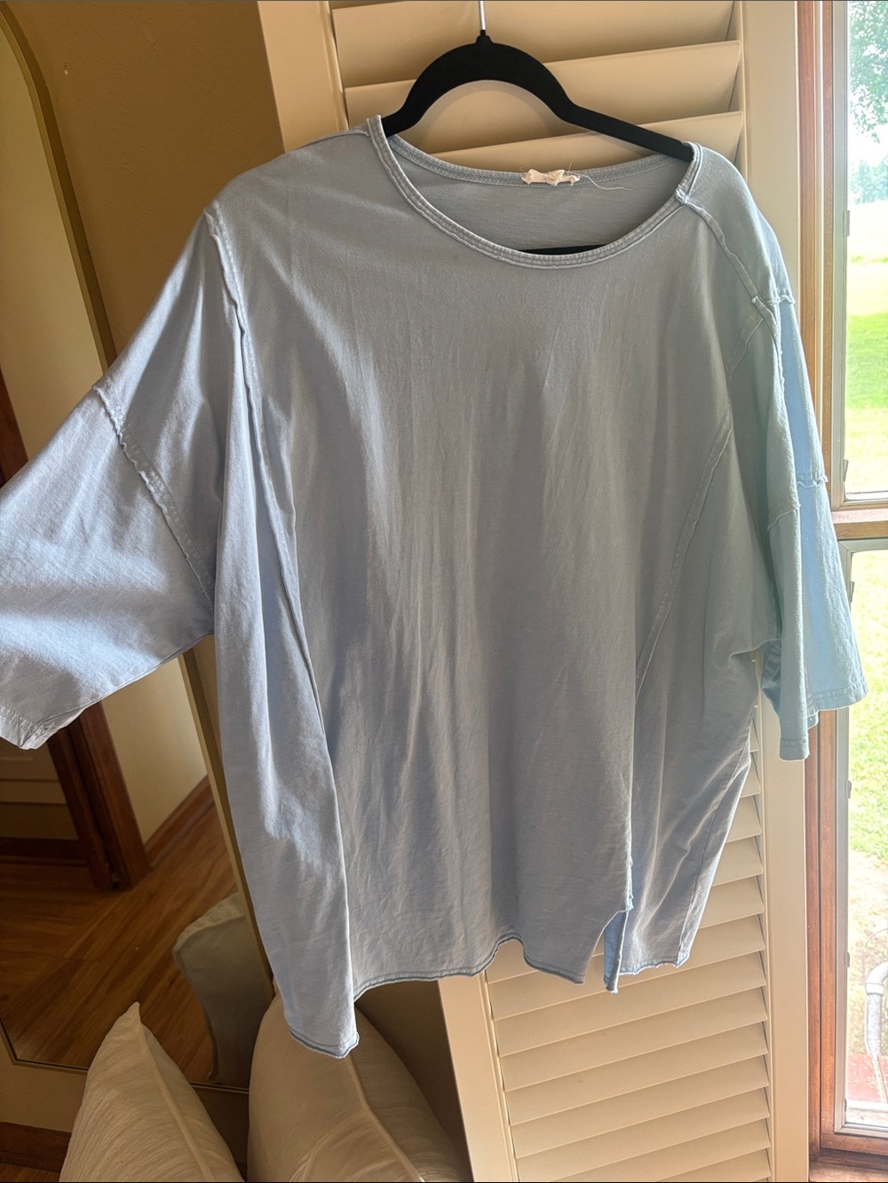 easel Light Blue Short Sleeve Tee